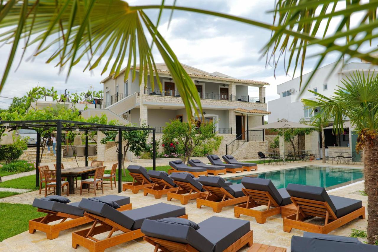 Casa Del Mar Apartment Ksamil Bagian luar foto