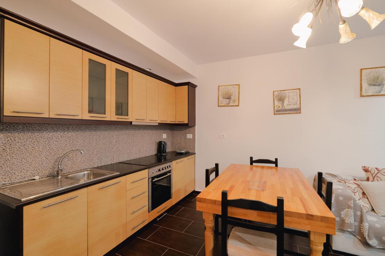 Casa Del Mar Apartment Ksamil Bagian luar foto