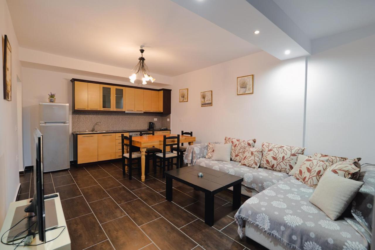 Casa Del Mar Apartment Ksamil Bagian luar foto