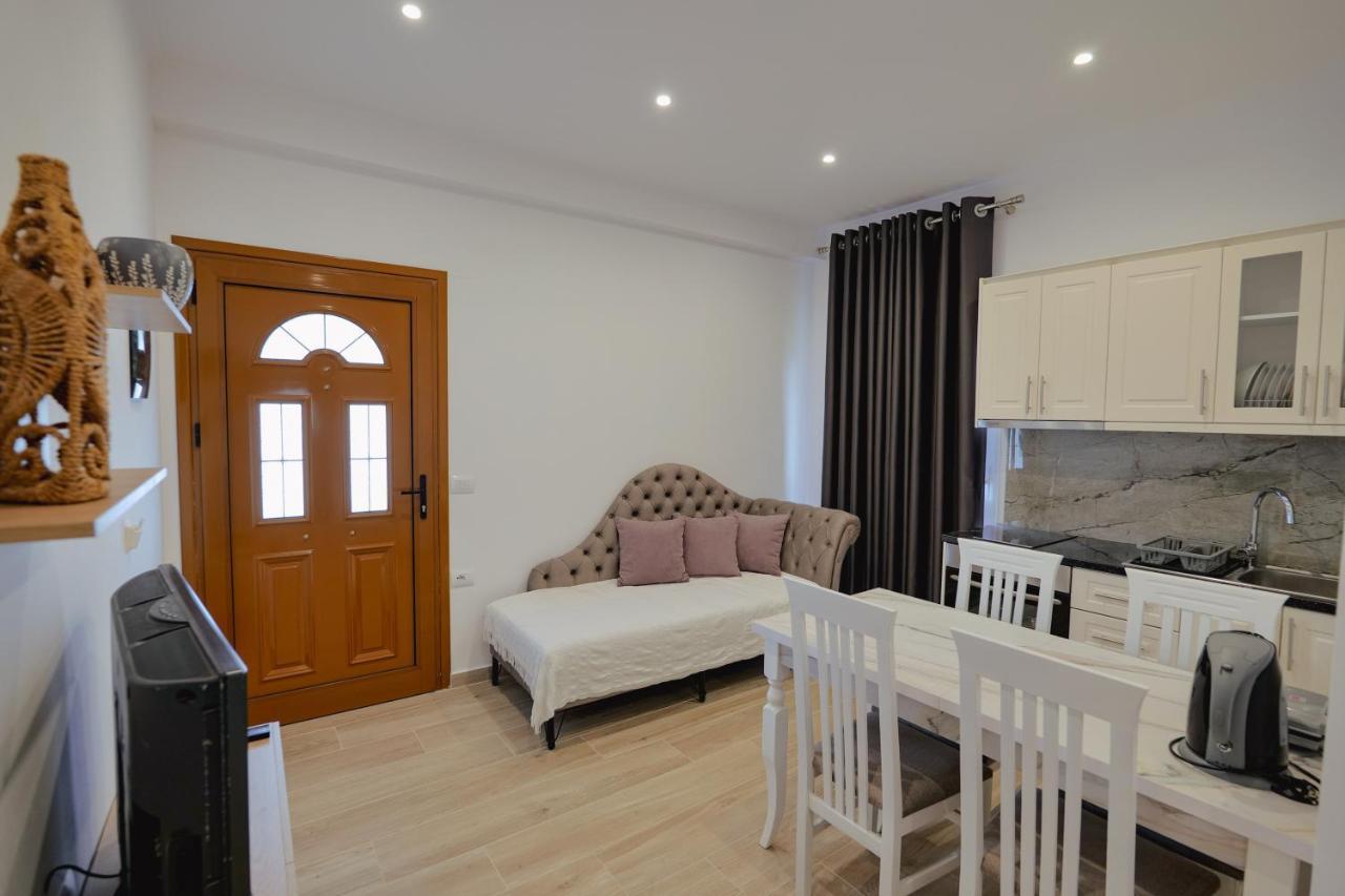 Casa Del Mar Apartment Ksamil Bagian luar foto