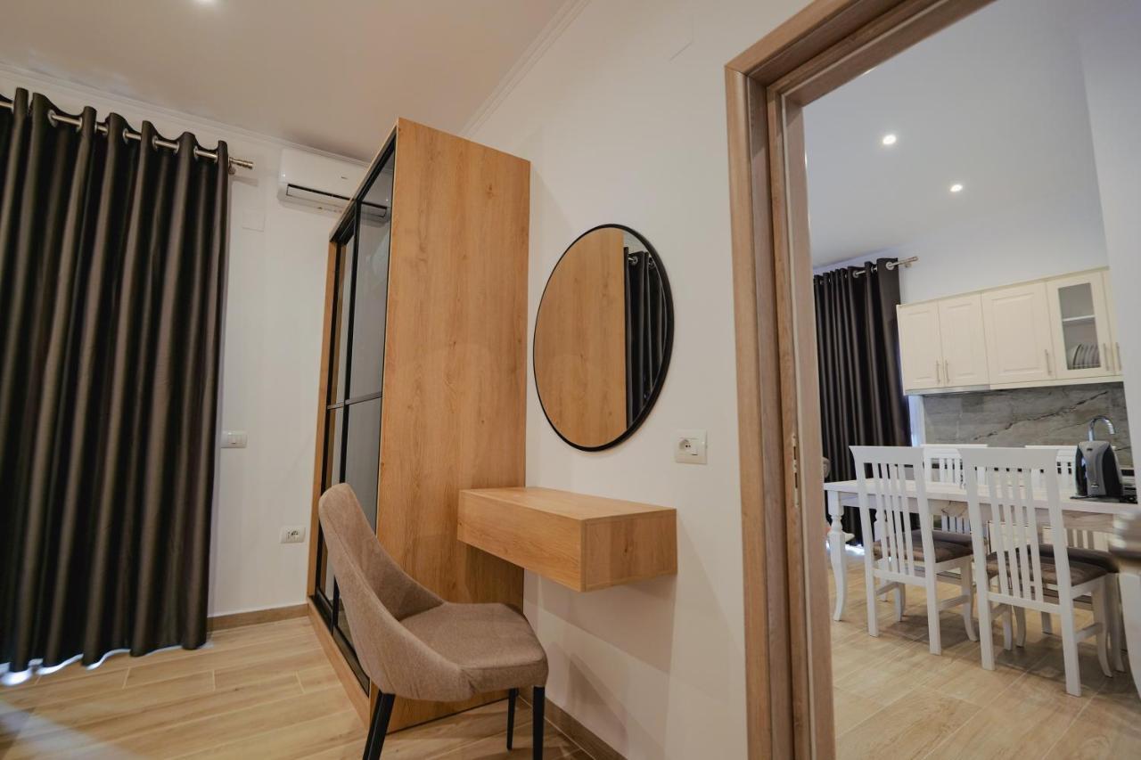 Casa Del Mar Apartment Ksamil Bagian luar foto