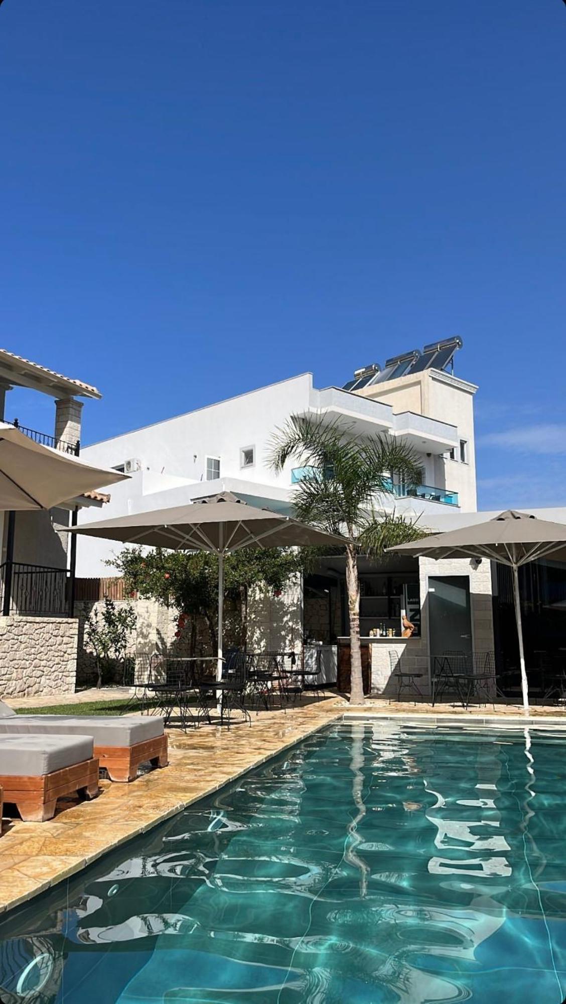 Casa Del Mar Apartment Ksamil Bagian luar foto