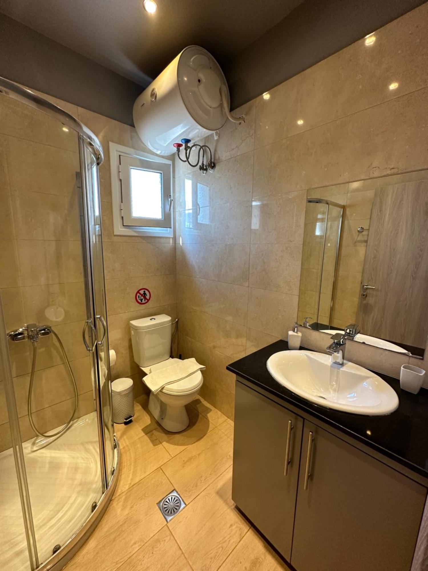 Casa Del Mar Apartment Ksamil Bagian luar foto